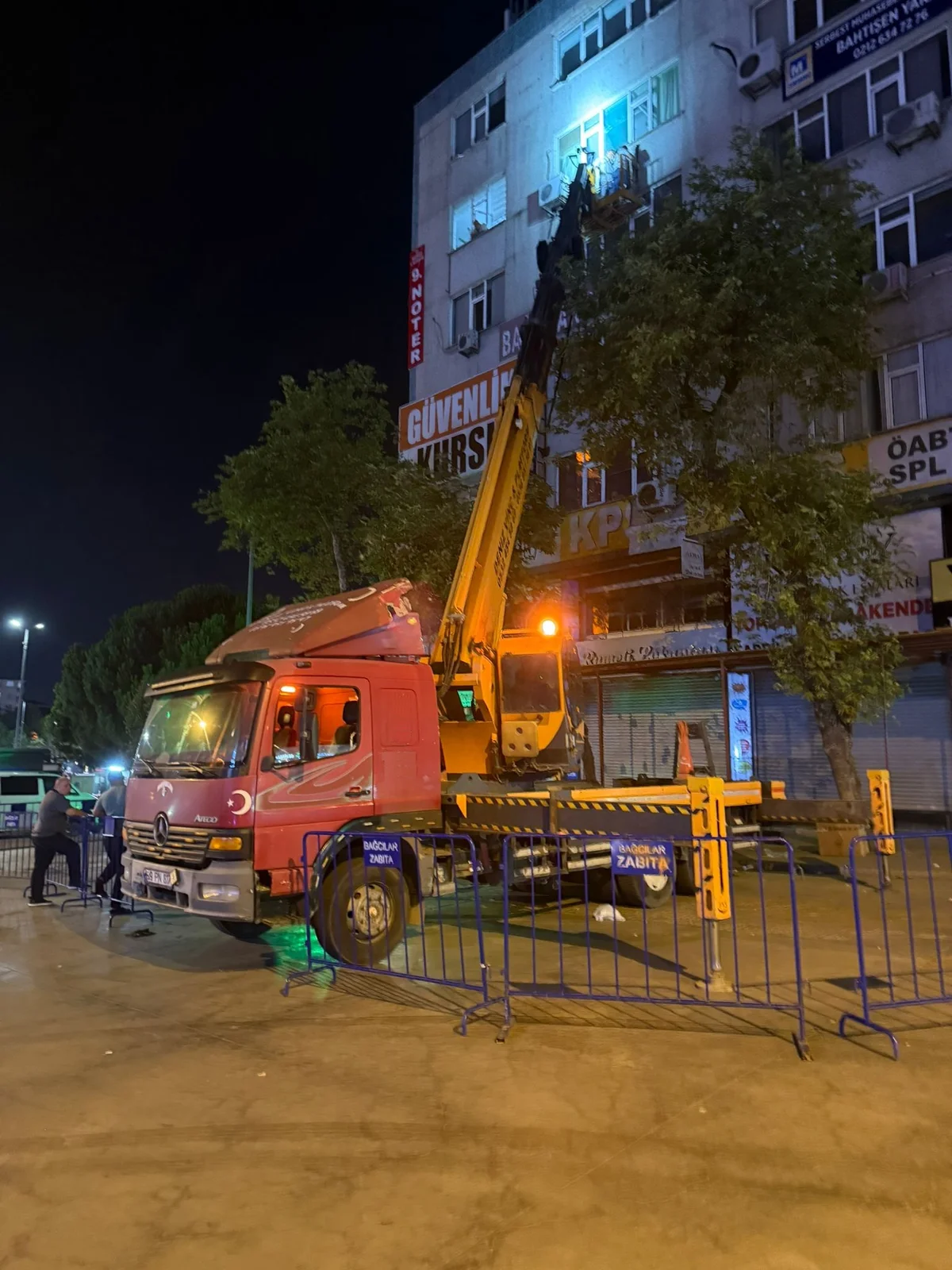 40 Metre Sepetli Vinç